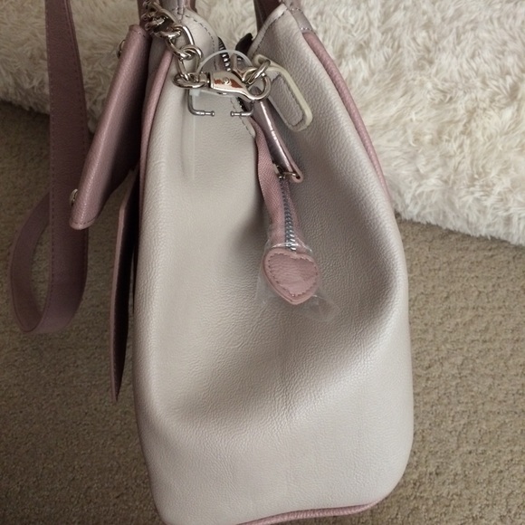 Betsey Johnson studded bow quilted satchel bag - Picture 4 of 8